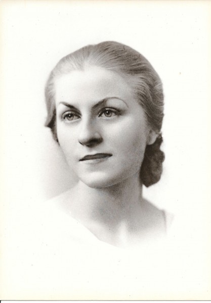 Grandma T, Portrait